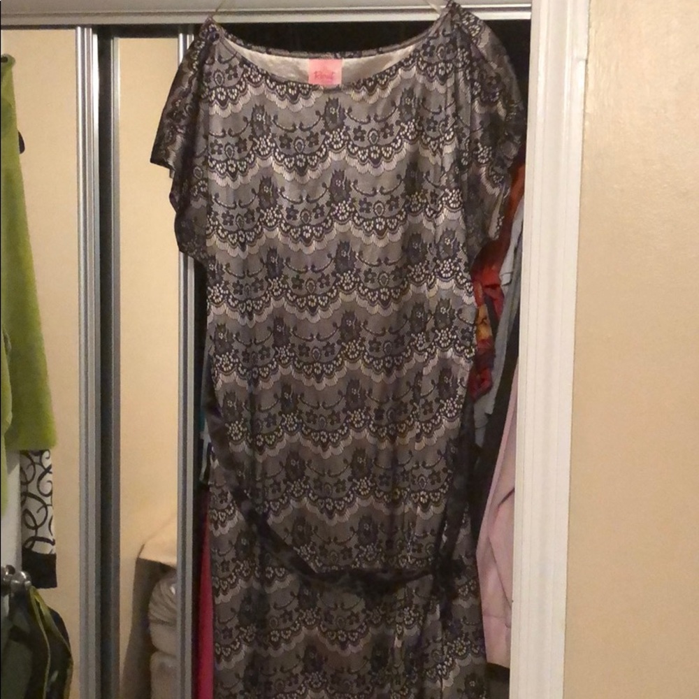 Maternity dress